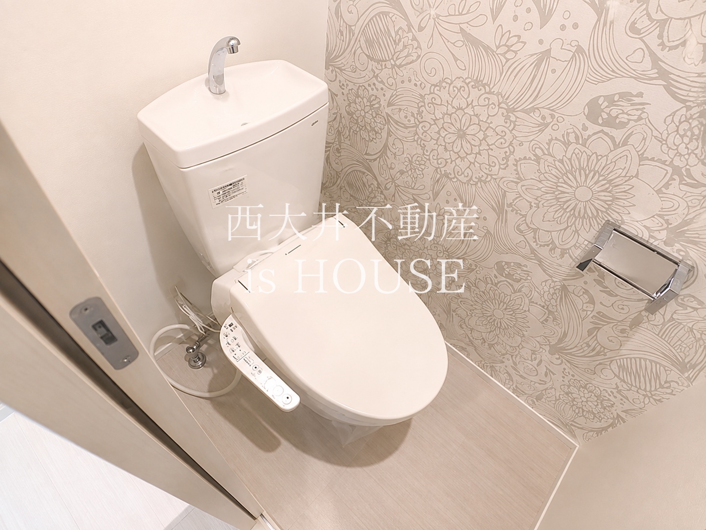 AVAND王子神谷のトイレ写真