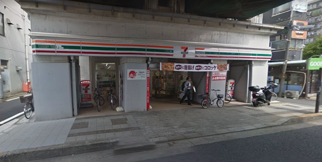 コンビニ　セブンイレブン京急ST黄金町店（コンビニ）まで151m