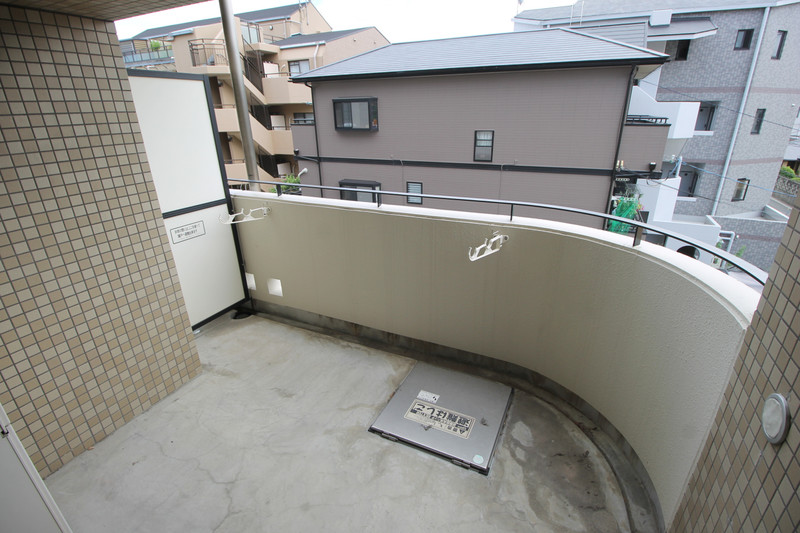 阪急宝塚線 服部天神駅 徒歩8分 5階建 築27年の内装写真