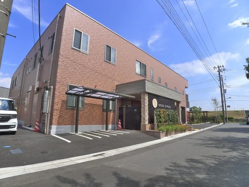 幼稚園・保育園　ゆずりは保育園（幼稚園・保育園）まで1020m