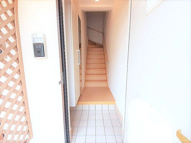 玄関　明るい玄関です
