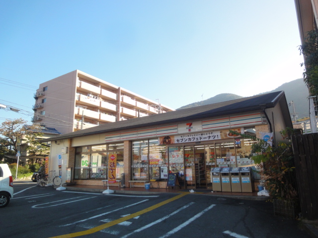 コンビニ　セブンイレブン 山科大宅店（コンビニ）まで502m