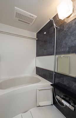 バス・シャワールーム　バス※別部屋参考写真