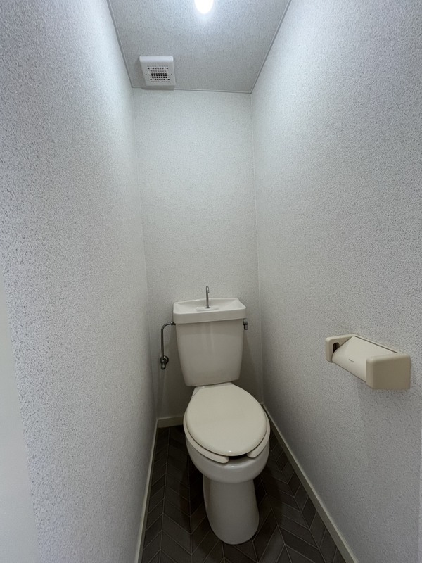ヴィラ・スリースター尼崎のトイレ写真