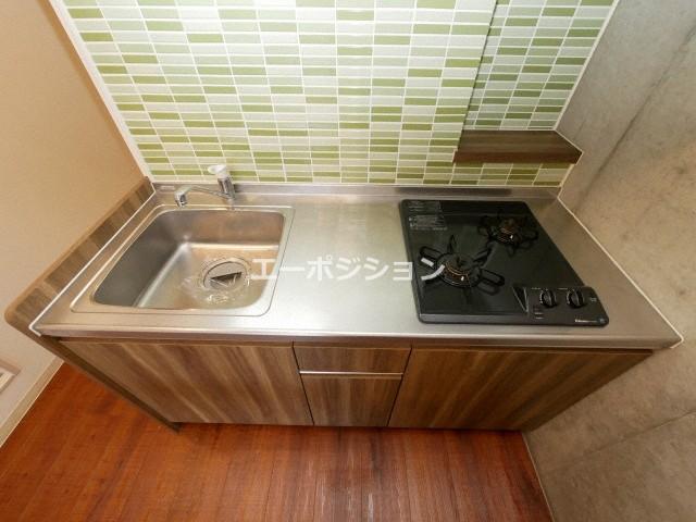 キッチン　アイボリーポワント難波WEST