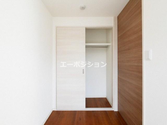 収納　アイボリーポワント難波WEST