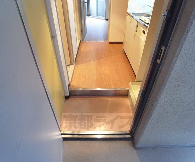 玄関　・お問い合わせは京都ライフまで・