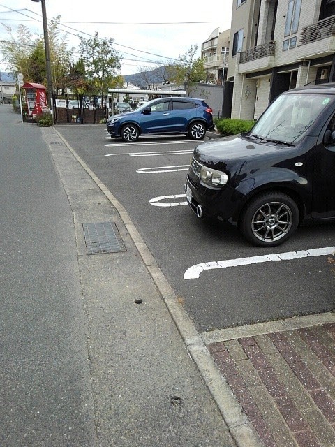 駐車場　駐車スペースもあります☆