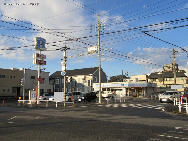コンビニ　ローソン安城秋葉公園前店（コンビニ）まで465m
