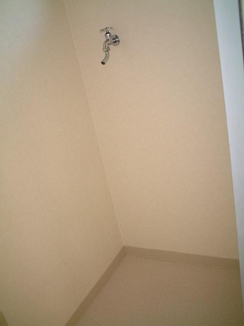 収納　洗濯機置場