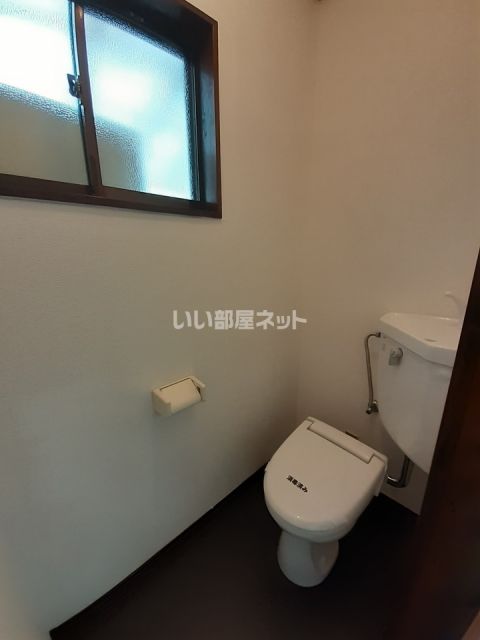 【鉾田市串挽のアパートのトイレ】