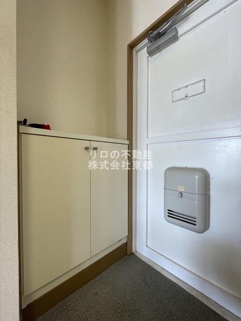 玄関　すっきりシンプルな玄関スペースです！