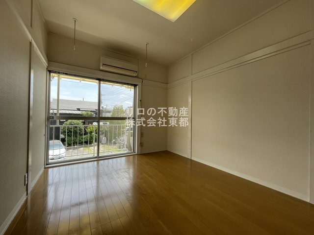 居室・リビング　南向きで日当たり良好なお部屋！暖かな日差しが入ります♪