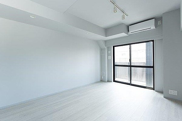 居室・リビング　別号室参考写真