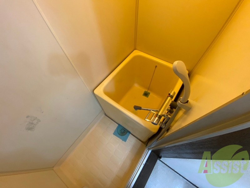 バス・シャワールーム　お風呂になります。疲れを癒すのに欠かせませんね！