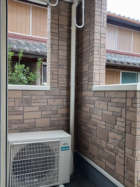 【豊川市光輝町のアパートのバルコニー】