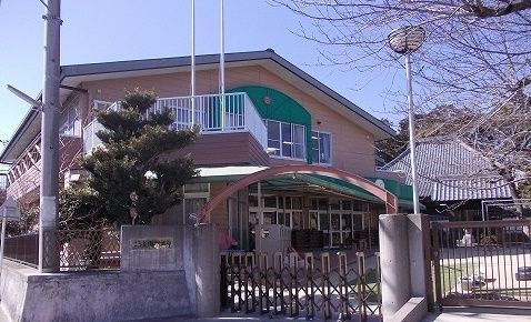 【豊川市光輝町のアパートの幼稚園・保育園】