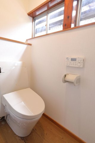 トイレ　ウォシュレット付トイレ