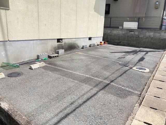 駐車場　駐車場