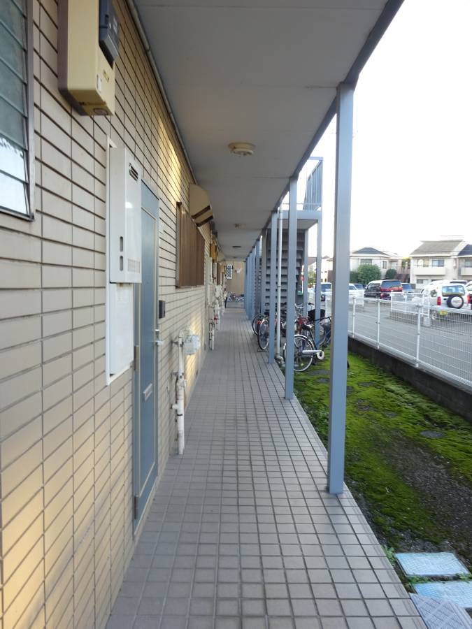 その他共有部分　共用通路のようすです♪