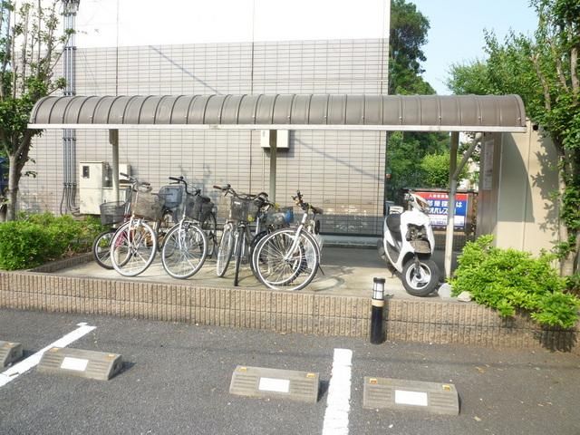 その他共有部分　★屋根付き駐輪場★