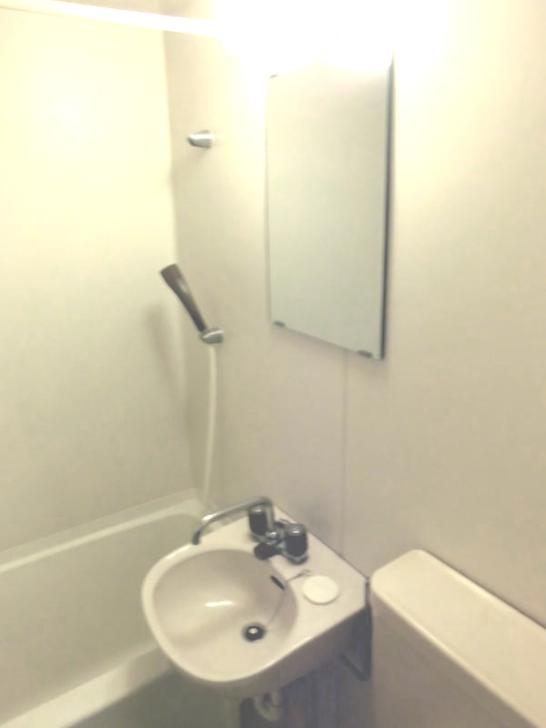 洗面設備　同仕様