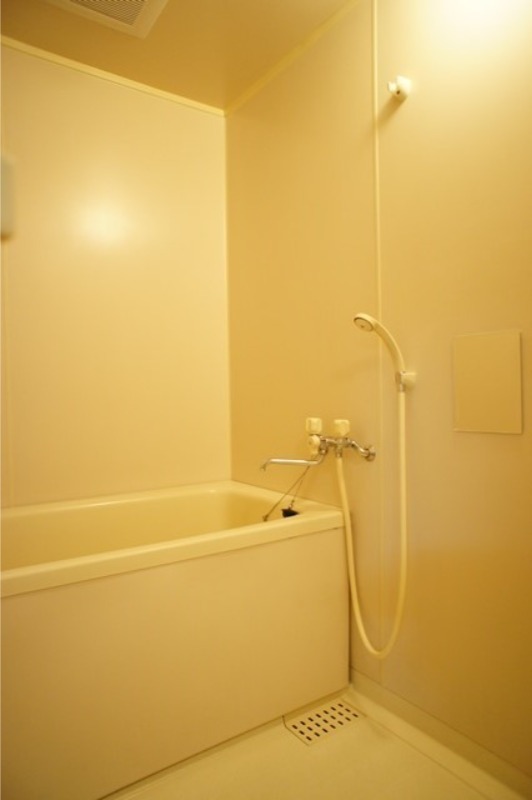 バス・シャワールーム　図面と現状に相違がある場合には現状を優先