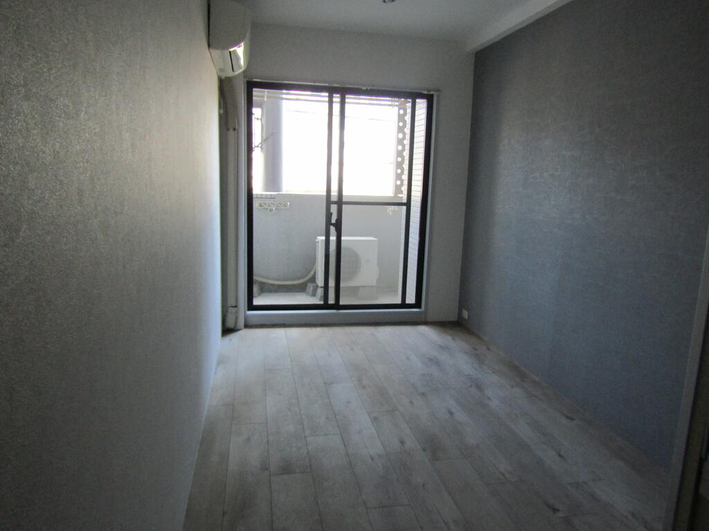 居室・リビング　日当たりがいいです。