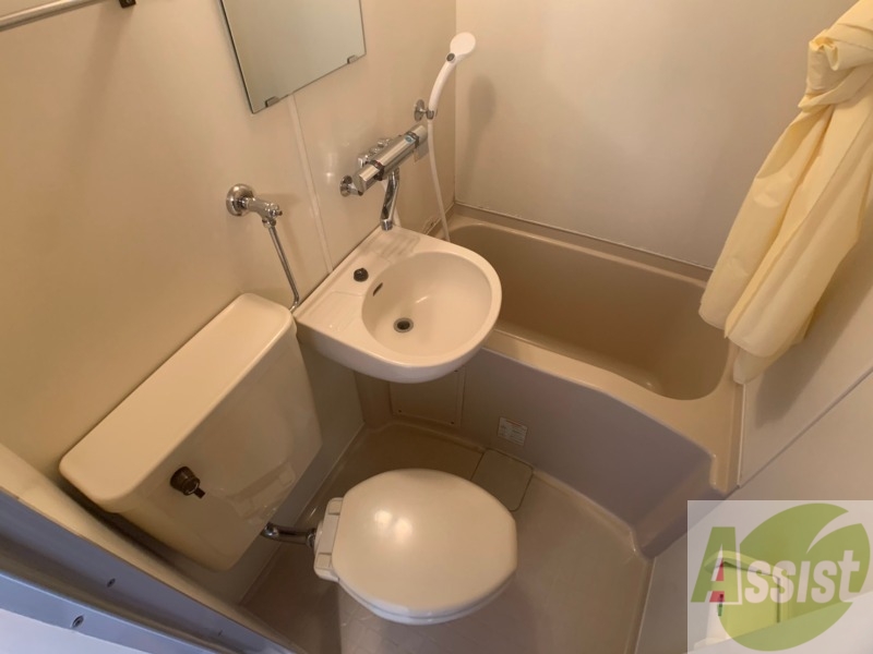 トイレ　こちらはトイレです。清潔感があり、安心して使用できます。