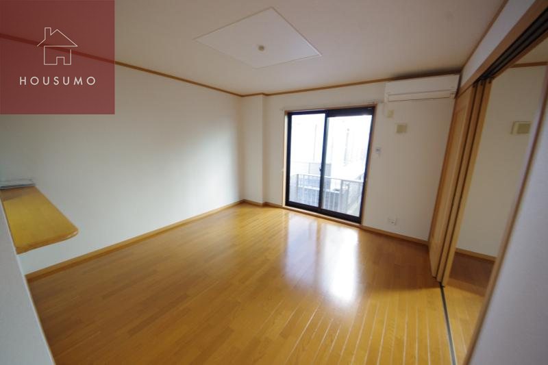 居室・リビング　居間です