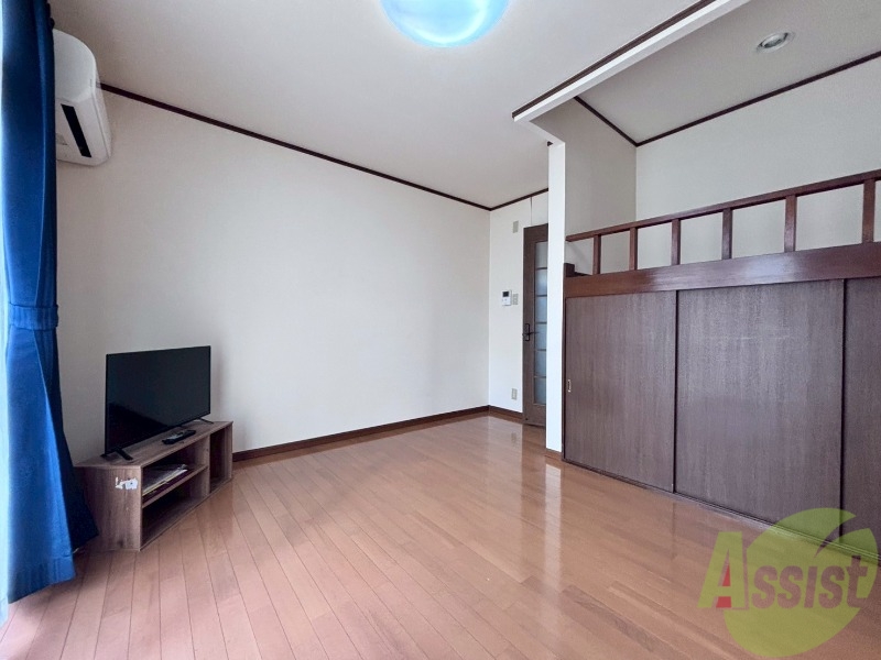 その他部屋・スペース　こちらは洋室の別角度のお写真になります。