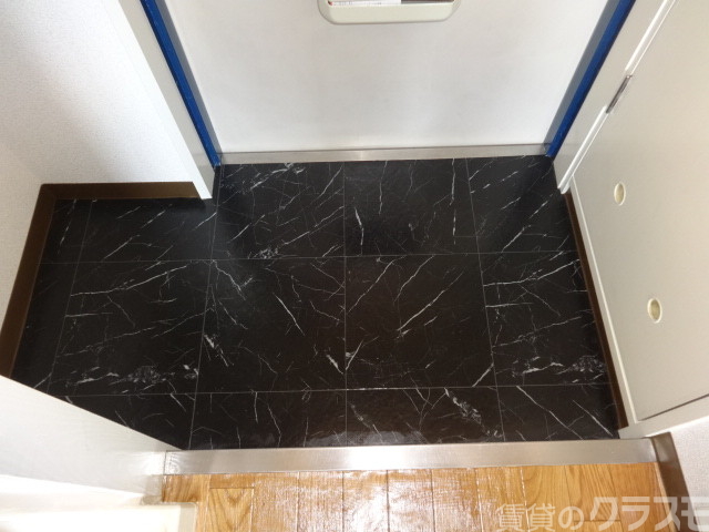 玄関　シューズボックスが付いています☆玄関周りを綺麗にどうぞ☆