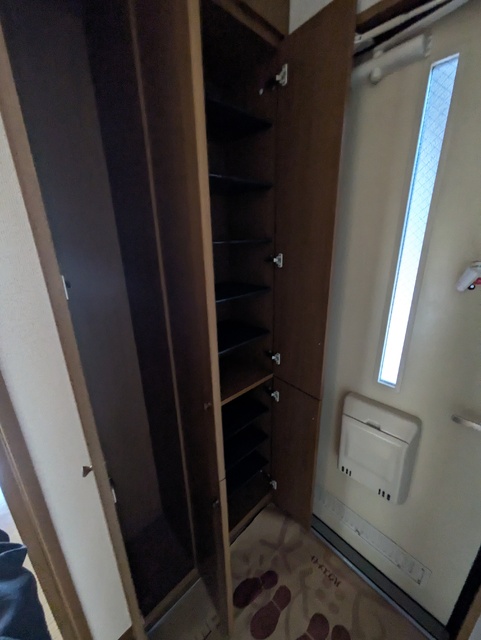 玄関　☆トールタイプのシューズボックス☆