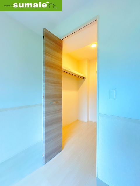 収納　ウォークインクローゼット