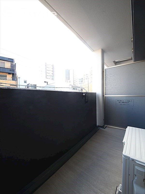 バルコニー　バルコニー