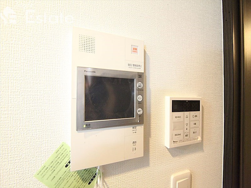 セキュリティ　モニター付きインターホン