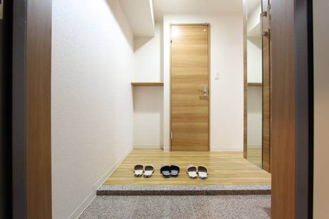 玄関　４０１号室の写真