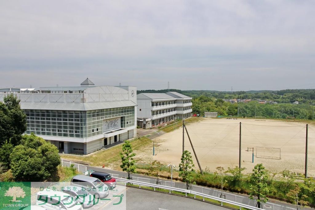 小学校　市原市立清水谷小学校（小学校）まで470m