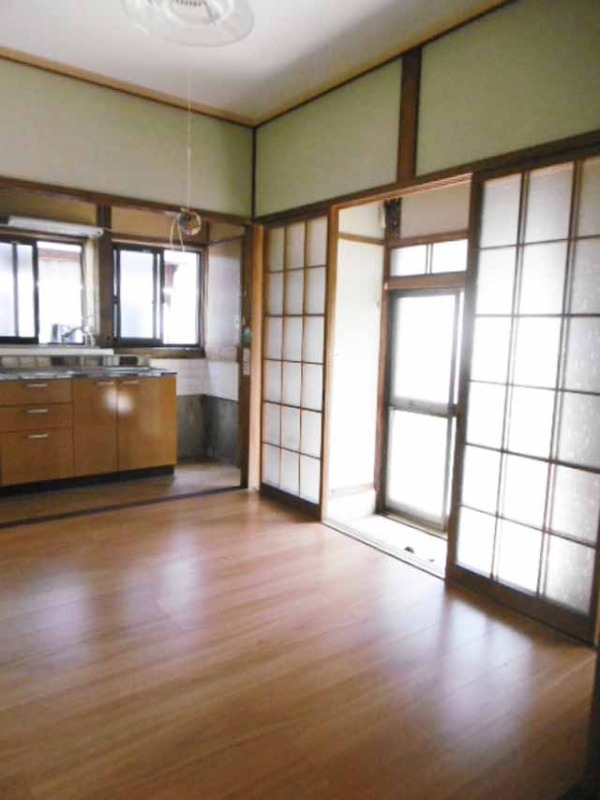 居室・リビング　７帖の洋室☆