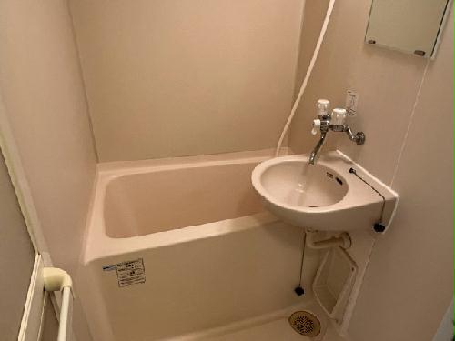 バス・シャワールーム　現況優先