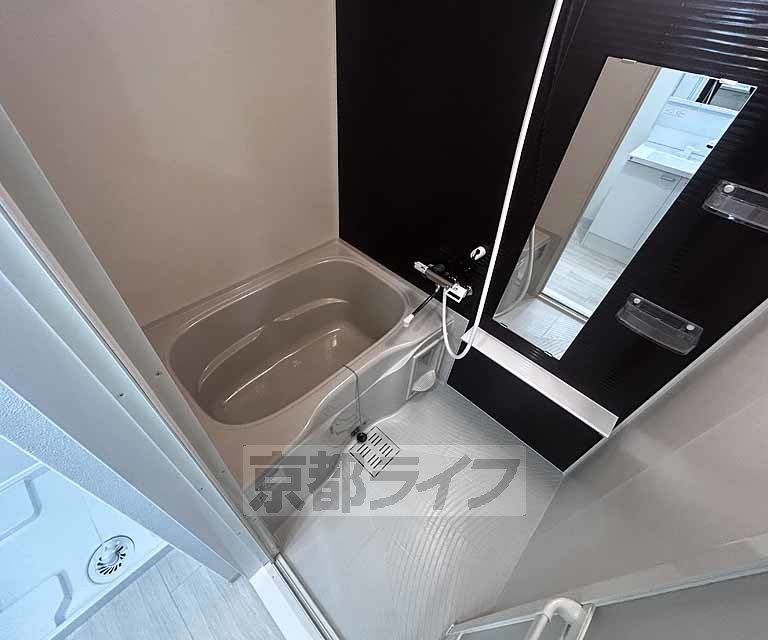 バス・シャワールーム　ゆったり入れます