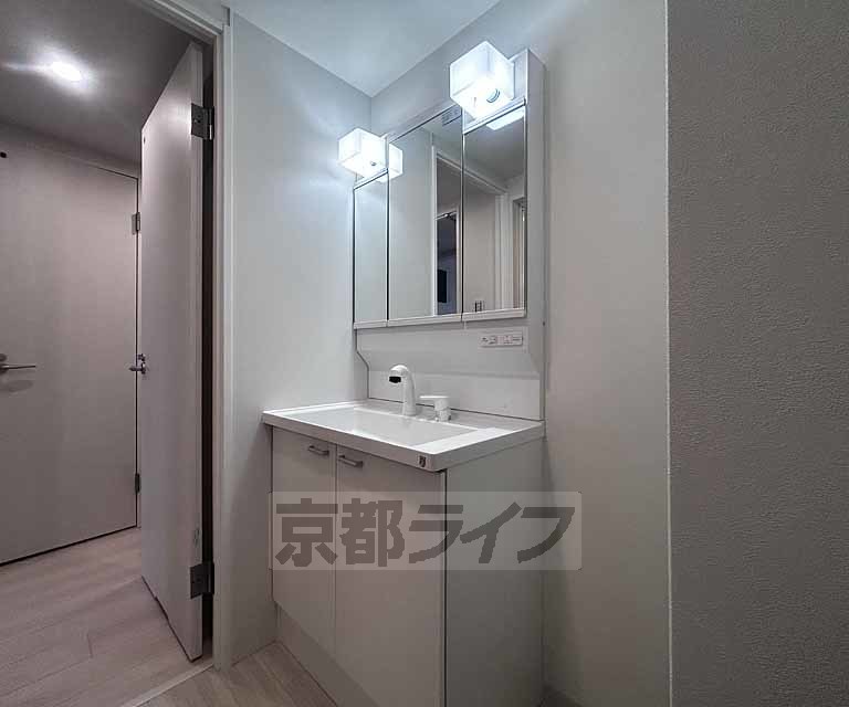 洗面設備　独立洗面台