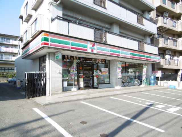コンビニ　セブンイレブン東村山廻田町店（コンビニ）まで582m