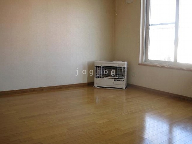 居室・リビング　居間