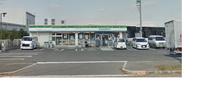 コンビニ　ファミリーマート泉北田園大橋店（コンビニ）まで237m