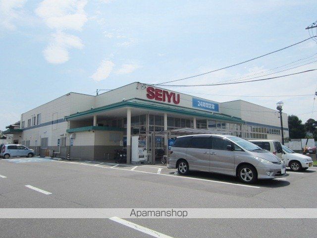 スーパー　西友高田店（スーパー）まで424m