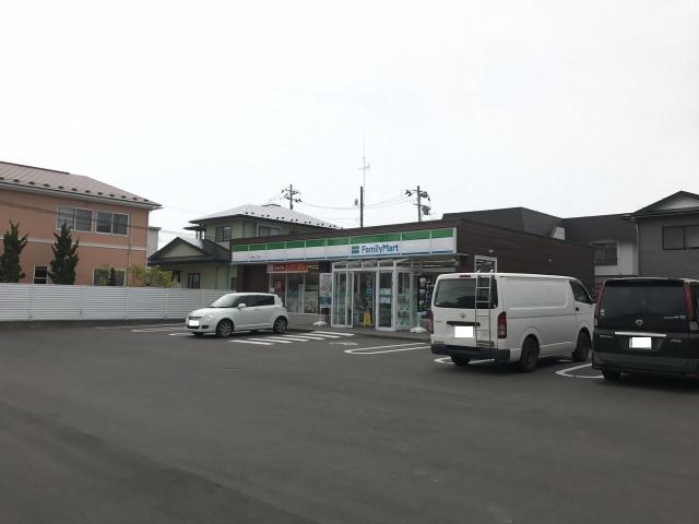 コンビニ　ファミリーマート秋田桜一丁目店（コンビニ）まで550m