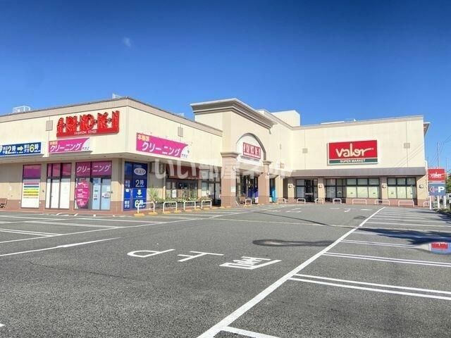 スーパー　バロー　鳴海店（スーパー）まで165m