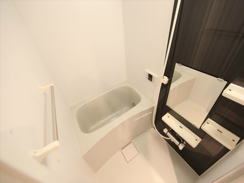 バス・シャワールーム　追い焚き・オートバス機能付お風呂