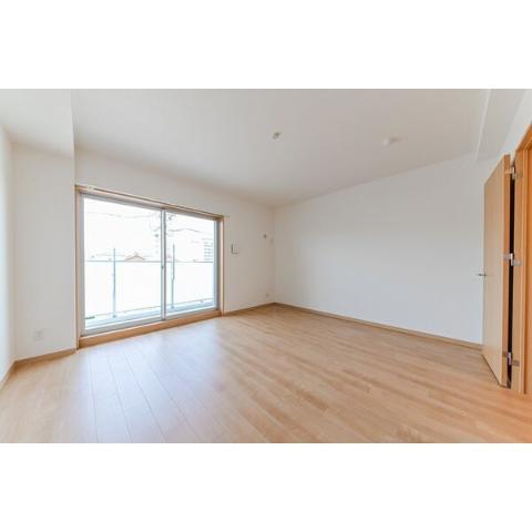 居室・リビング　室内